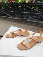 Translation missing: lv.sections.featured_product.gallery_thumbnail_alt
