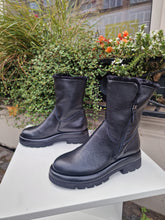 Translation missing: lv.sections.featured_product.gallery_thumbnail_alt
