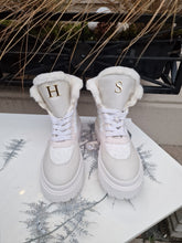 Translation missing: lv.sections.featured_product.gallery_thumbnail_alt

