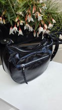 Translation missing: lv.sections.featured_product.gallery_thumbnail_alt

