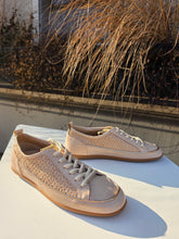 Translation missing: lv.sections.featured_product.gallery_thumbnail_alt
