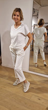 Translation missing: lv.sections.featured_product.gallery_thumbnail_alt
