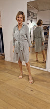 Translation missing: lv.sections.featured_product.gallery_thumbnail_alt
