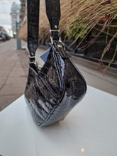 Translation missing: lv.sections.featured_product.gallery_thumbnail_alt
