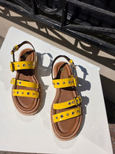 Translation missing: lv.sections.featured_product.gallery_thumbnail_alt

