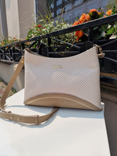 Translation missing: lv.sections.featured_product.gallery_thumbnail_alt
