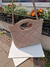 Translation missing: lv.sections.featured_product.gallery_thumbnail_alt

