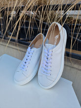 Translation missing: lv.sections.featured_product.gallery_thumbnail_alt
