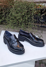 Translation missing: lv.sections.featured_product.gallery_thumbnail_alt
