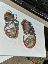 Translation missing: lv.sections.featured_product.gallery_thumbnail_alt
