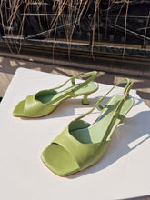 Translation missing: lv.sections.featured_product.gallery_thumbnail_alt

