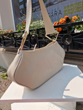Translation missing: lv.sections.featured_product.gallery_thumbnail_alt
