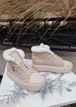 Translation missing: lv.sections.featured_product.gallery_thumbnail_alt
