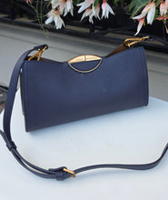 Translation missing: lv.sections.featured_product.gallery_thumbnail_alt
