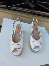 Translation missing: lv.sections.featured_product.gallery_thumbnail_alt

