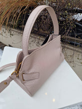 Translation missing: lv.sections.featured_product.gallery_thumbnail_alt
