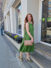 Translation missing: lv.sections.featured_product.gallery_thumbnail_alt
