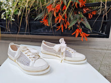 Translation missing: lv.sections.featured_product.gallery_thumbnail_alt
