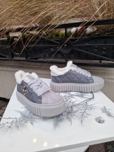 Translation missing: lv.sections.featured_product.gallery_thumbnail_alt
