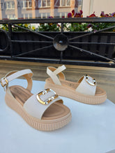 Translation missing: lv.sections.featured_product.gallery_thumbnail_alt
