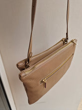 Translation missing: lv.sections.featured_product.gallery_thumbnail_alt
