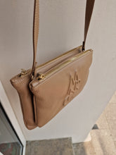 Translation missing: lv.sections.featured_product.gallery_thumbnail_alt
