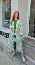 Translation missing: lv.sections.featured_product.gallery_thumbnail_alt

