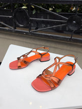 Translation missing: lv.sections.featured_product.gallery_thumbnail_alt
