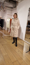 Translation missing: lv.sections.featured_product.gallery_thumbnail_alt
