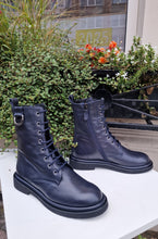 Translation missing: lv.sections.featured_product.gallery_thumbnail_alt
