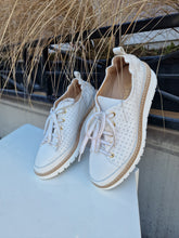 Translation missing: lv.sections.featured_product.gallery_thumbnail_alt
