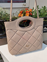 Translation missing: lv.sections.featured_product.gallery_thumbnail_alt
