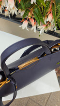 Translation missing: lv.sections.featured_product.gallery_thumbnail_alt
