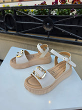 Translation missing: lv.sections.featured_product.gallery_thumbnail_alt
