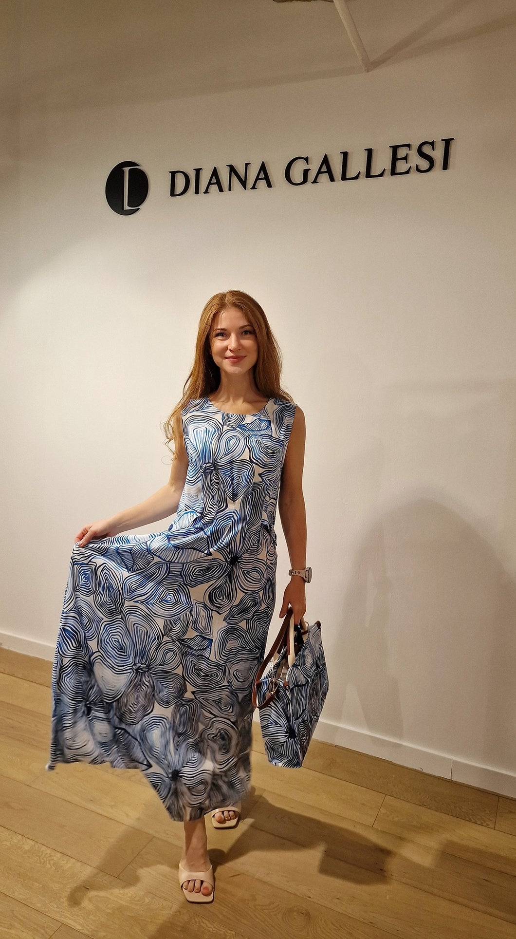 Diana Gallesi kleita