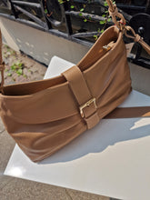 Translation missing: lv.sections.featured_product.gallery_thumbnail_alt
