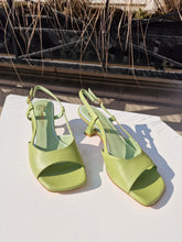 Translation missing: lv.sections.featured_product.gallery_thumbnail_alt
