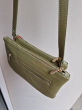 Translation missing: lv.sections.featured_product.gallery_thumbnail_alt
