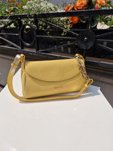 Translation missing: lv.sections.featured_product.gallery_thumbnail_alt
