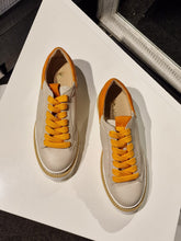 Translation missing: lv.sections.featured_product.gallery_thumbnail_alt
