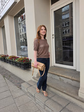 Translation missing: lv.sections.featured_product.gallery_thumbnail_alt

