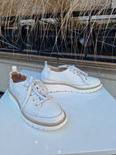 Translation missing: lv.sections.featured_product.gallery_thumbnail_alt
