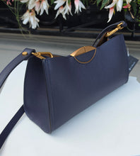 Translation missing: lv.sections.featured_product.gallery_thumbnail_alt
