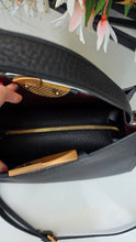 Translation missing: lv.sections.featured_product.gallery_thumbnail_alt
