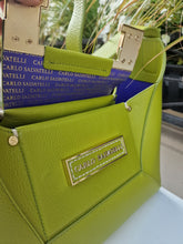 Translation missing: lv.sections.featured_product.gallery_thumbnail_alt
