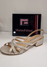 Translation missing: lv.sections.featured_product.gallery_thumbnail_alt
