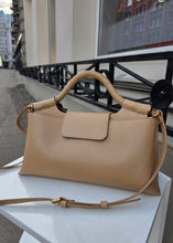 Translation missing: lv.sections.featured_product.gallery_thumbnail_alt
