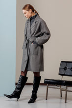 Translation missing: lv.sections.featured_product.gallery_thumbnail_alt
