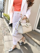Translation missing: lv.sections.featured_product.gallery_thumbnail_alt
