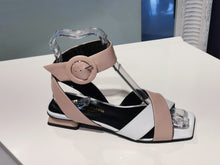Translation missing: lv.sections.featured_product.gallery_thumbnail_alt
